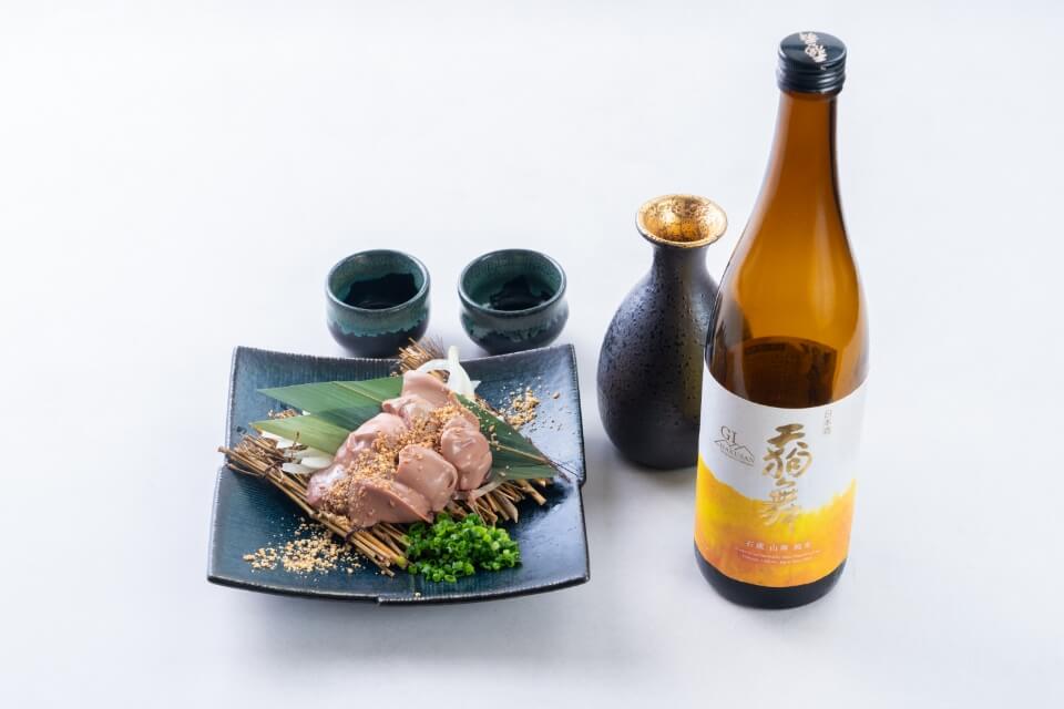 低温調理のレバ刺し×天狗舞